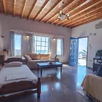Fanari Sea View Studios